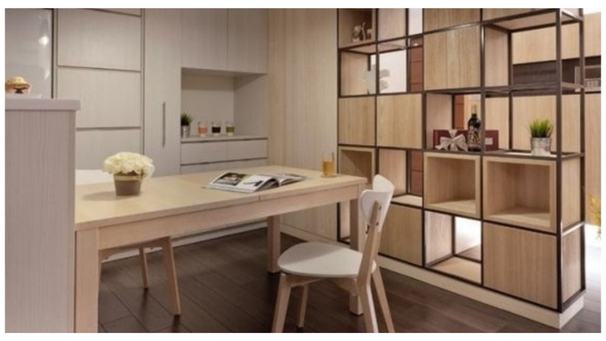 Стеллаж-перегородка для зонирования кухни- гостиной