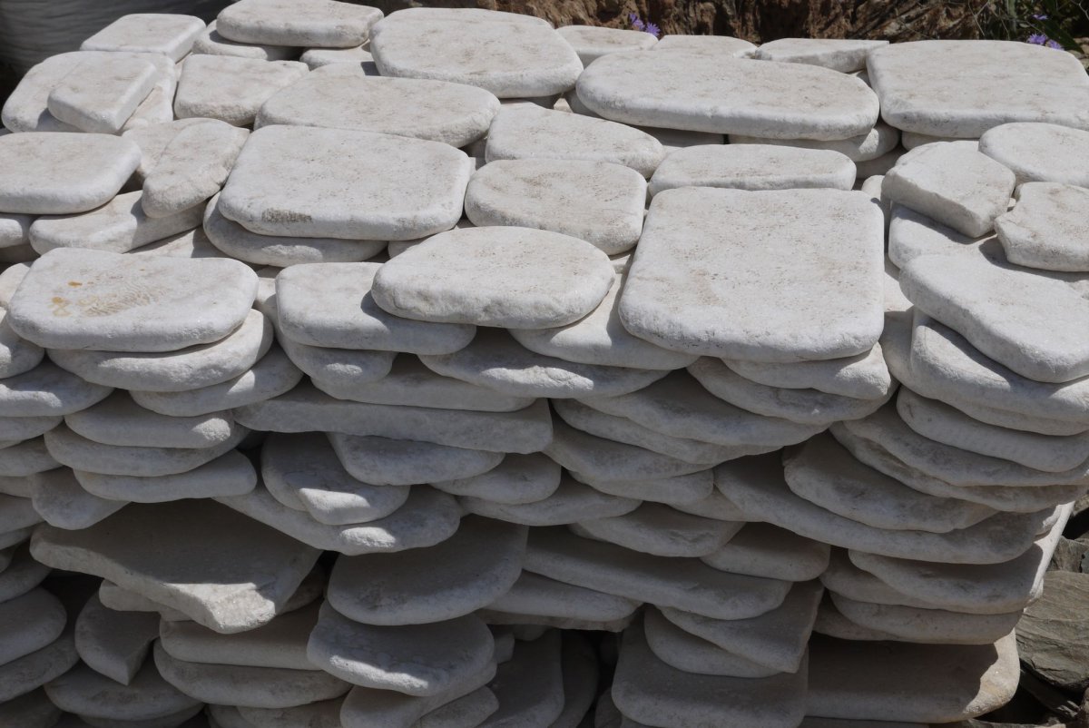 Камень галтованный мрамор