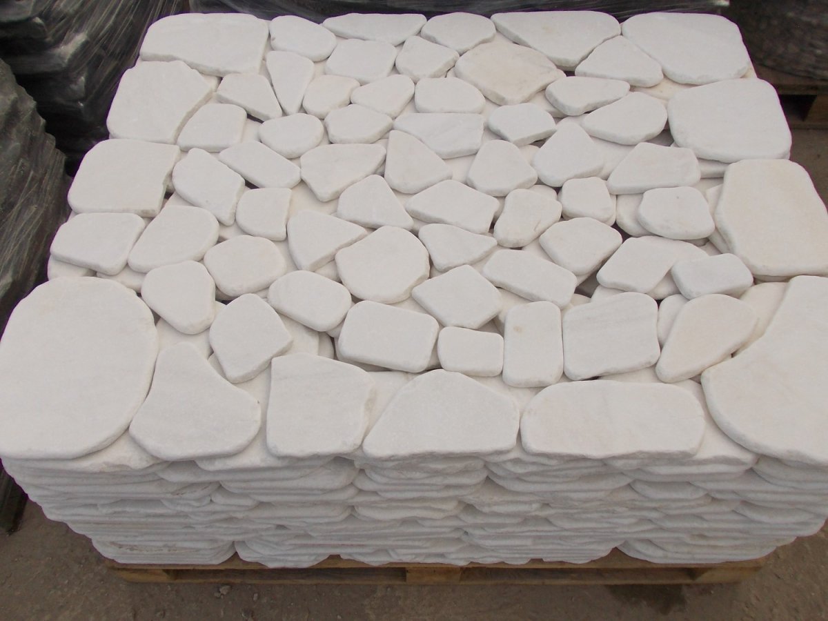 Галька белая галтованная фр 40-70