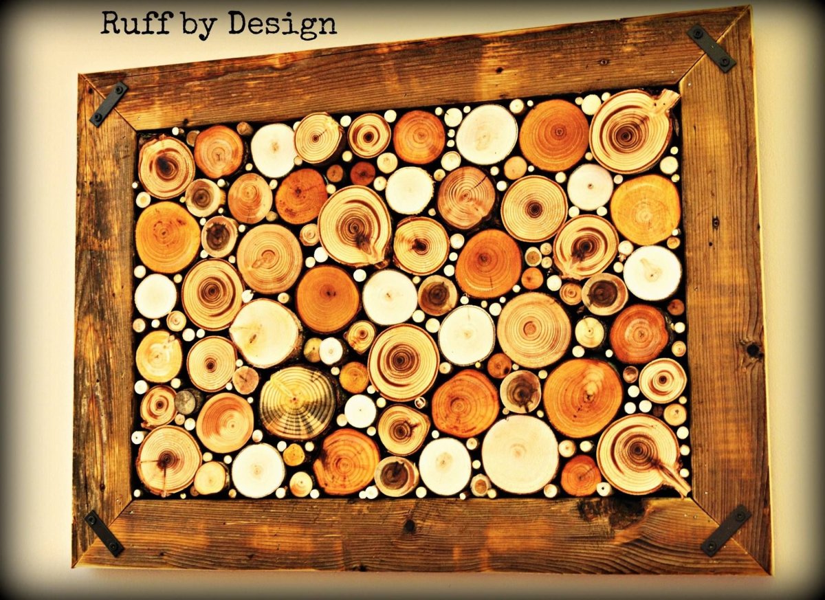 Человечек из срезов дерева