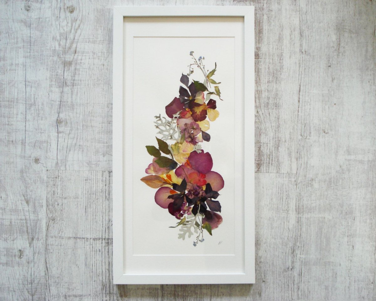 Композиции из сухих цветов в рамке