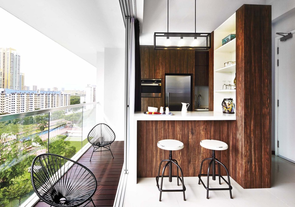 Барная стойка на лоджии