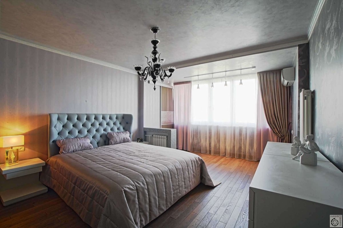 Спальня с присоединенным балконом