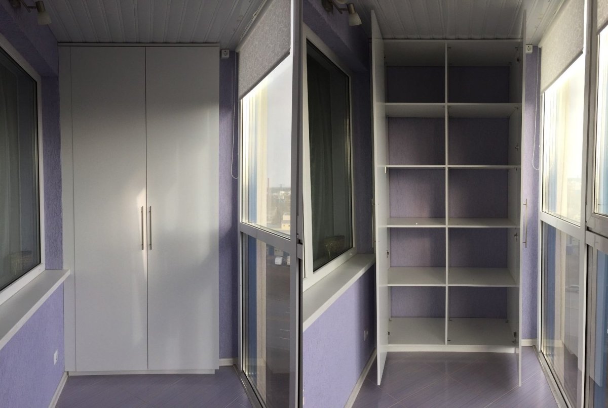 Встраиваемый шкаф на балкон