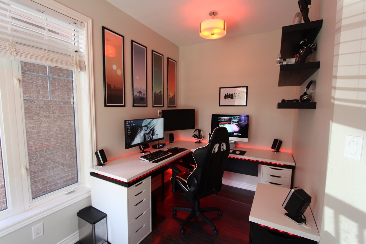 Геймерское место на лоджии
