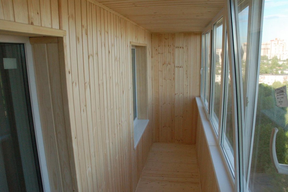 Отделка лоджии 6 метров вагонкой