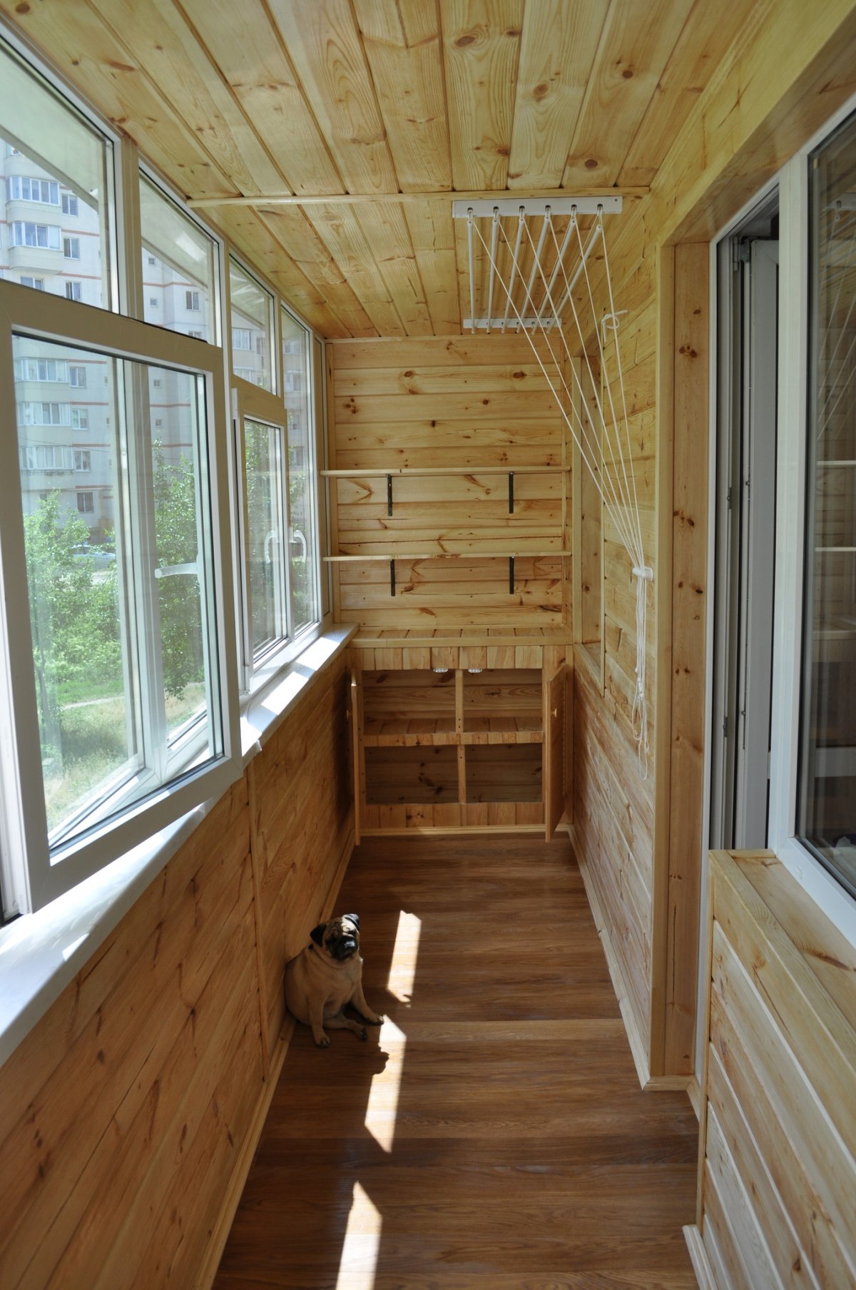 Балкон обшитый вагонкой