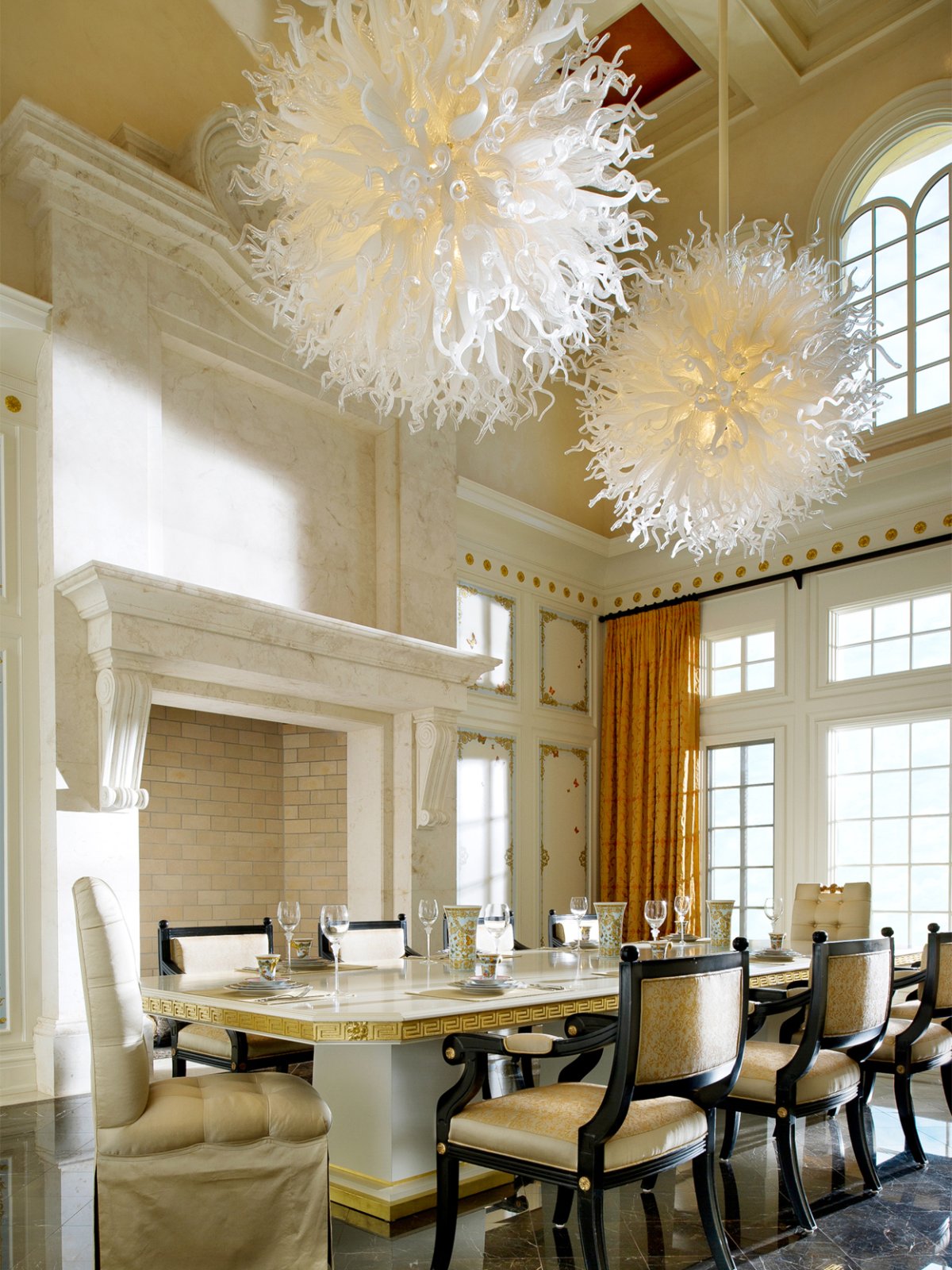 Люстры дизайнерские для высоких потолков