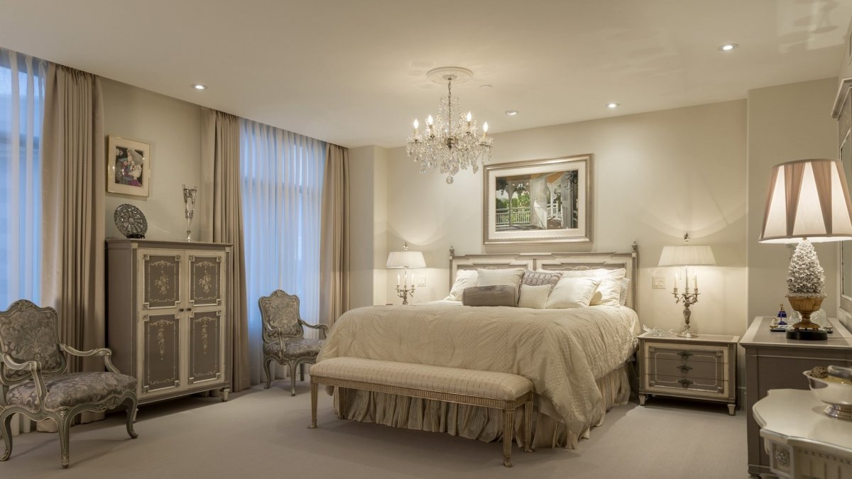 Люстры для спальни в классическом стиле