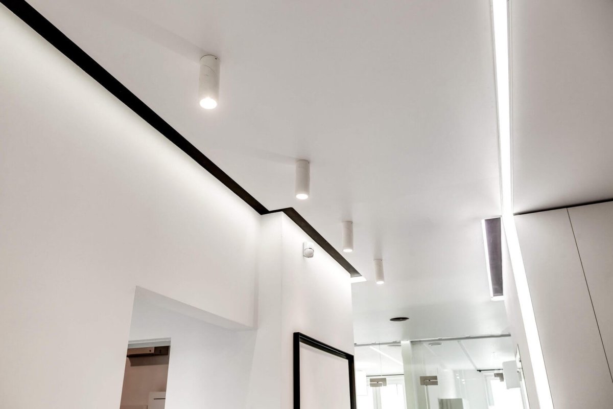 Slott натяжные потолки