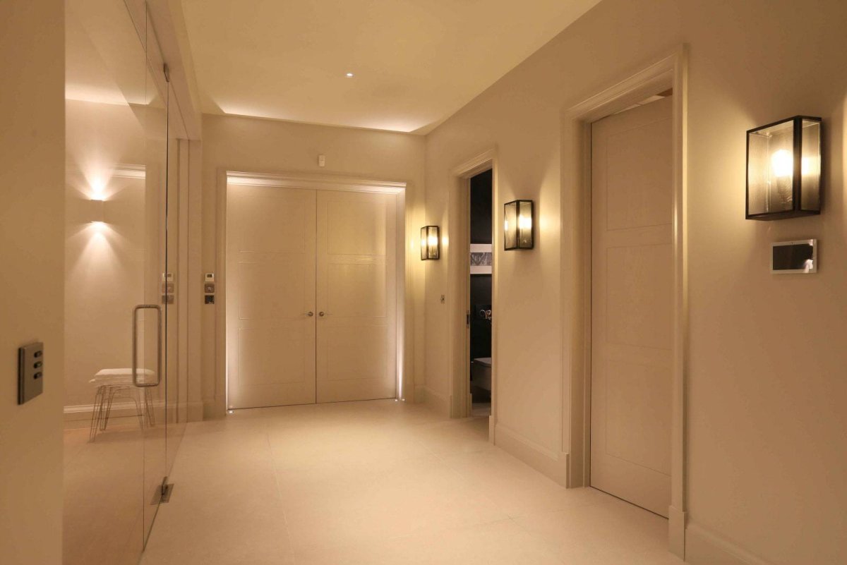 Светильники на стену в прихожую