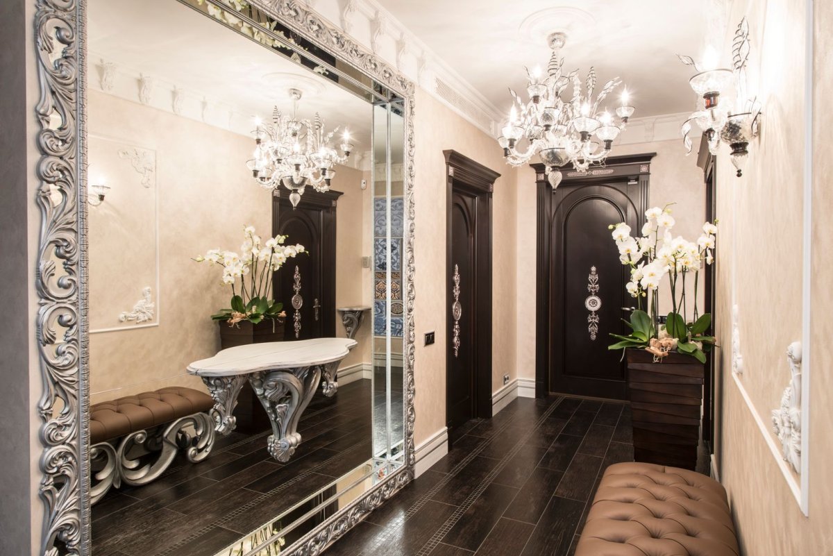 Красивые зеркала в прихожую