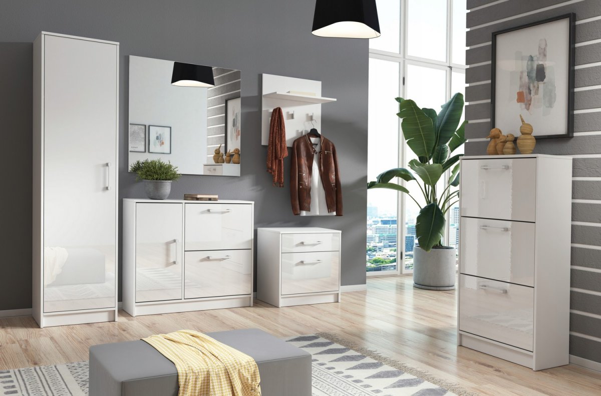 Прихожая белая