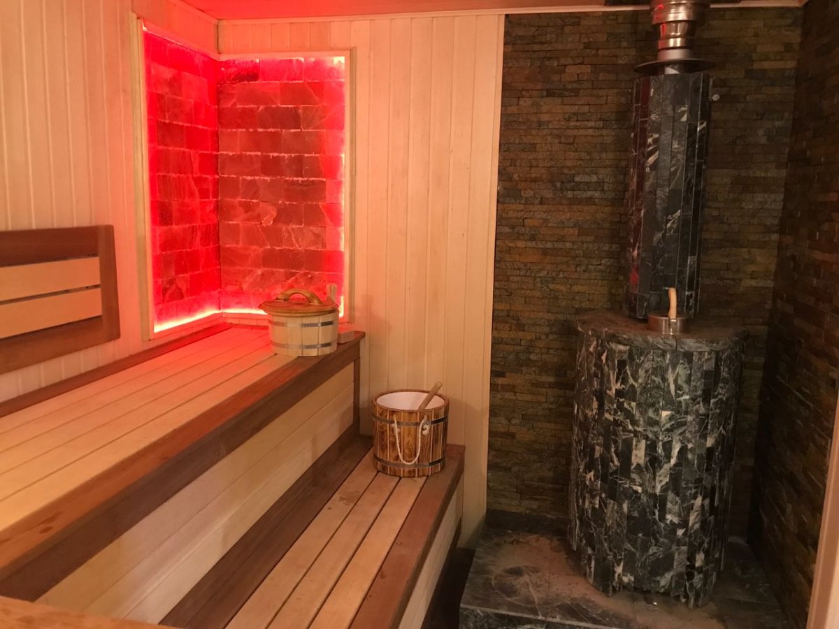 Отделка парной с печью Ферингер