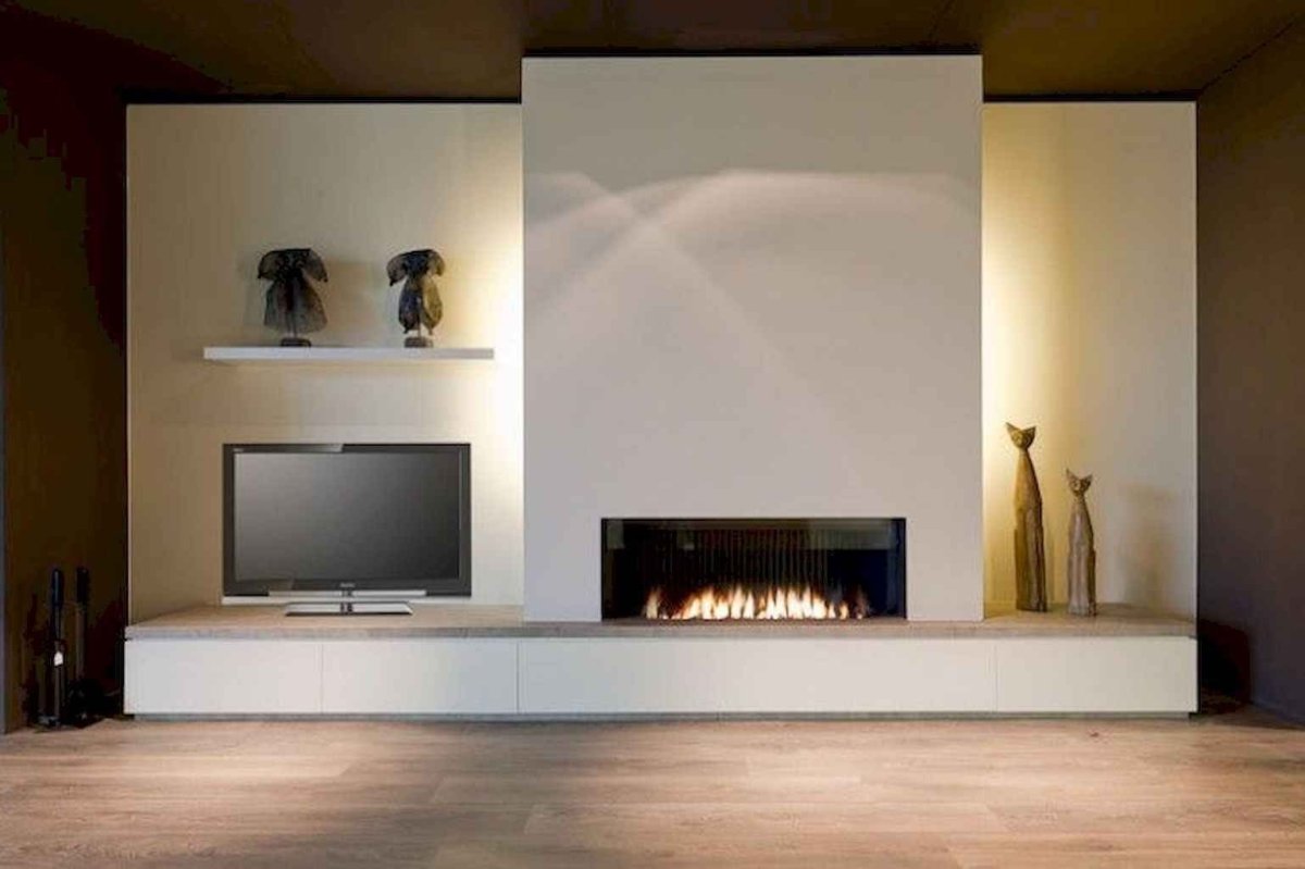 Биокамин и телевизор на одной стене