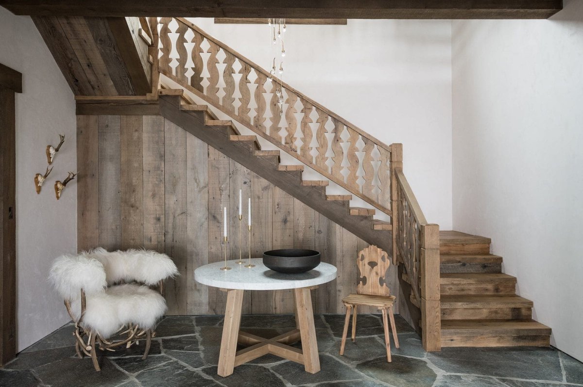 Лестница в стиле Шале