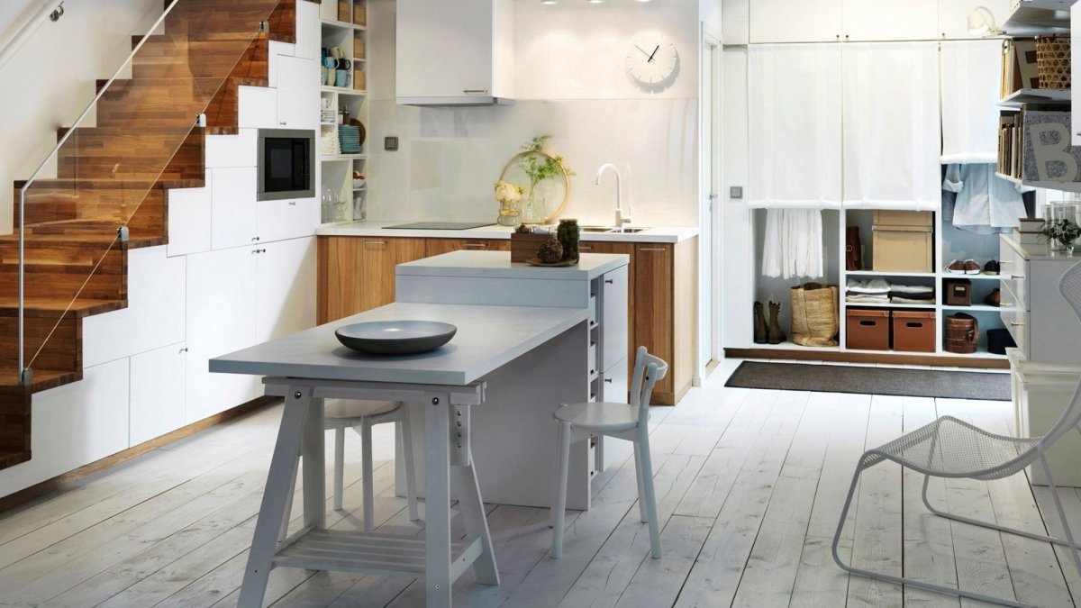 Антресоль в студии 20 кв.м