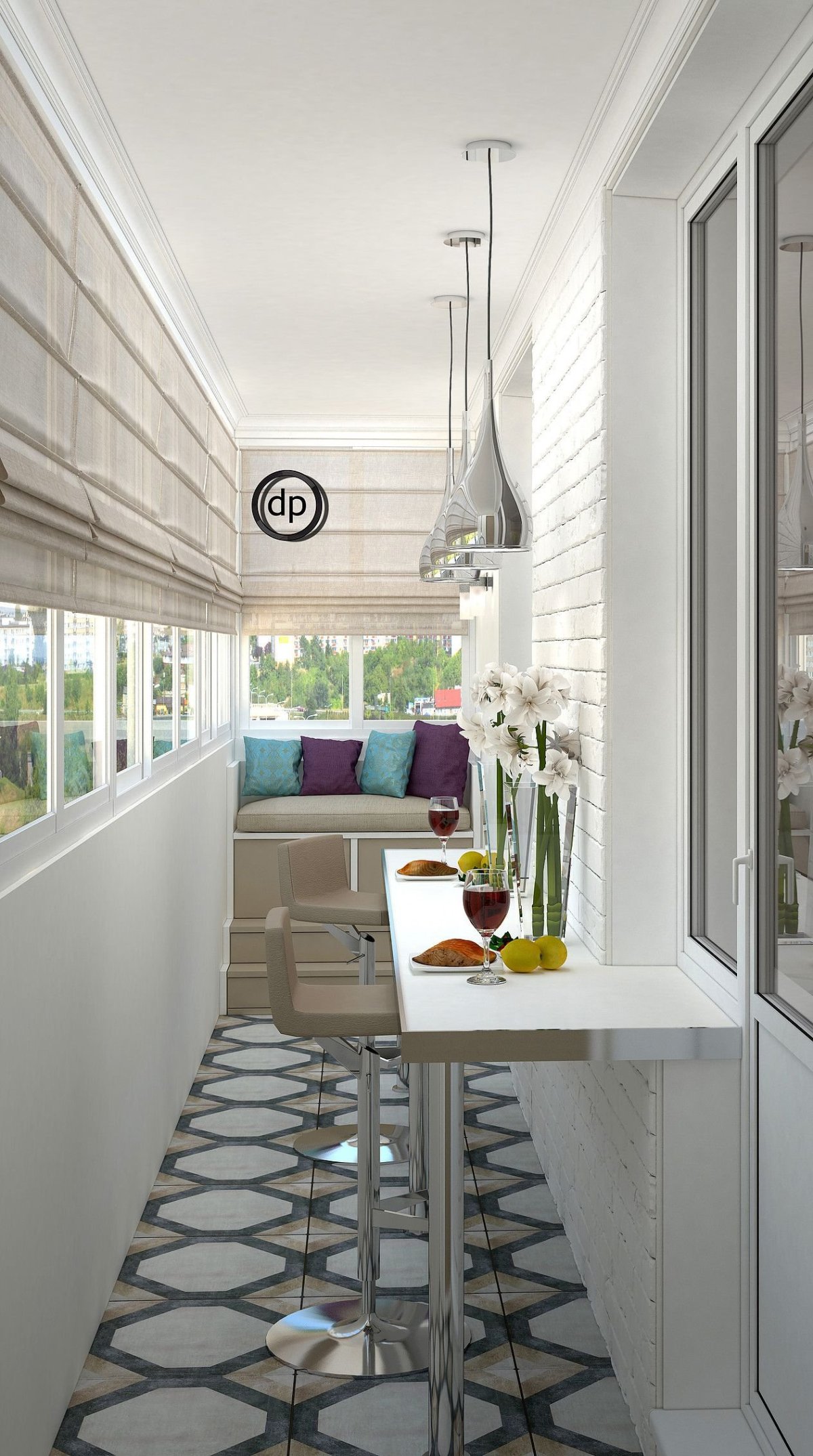 Длинный узкий балкон