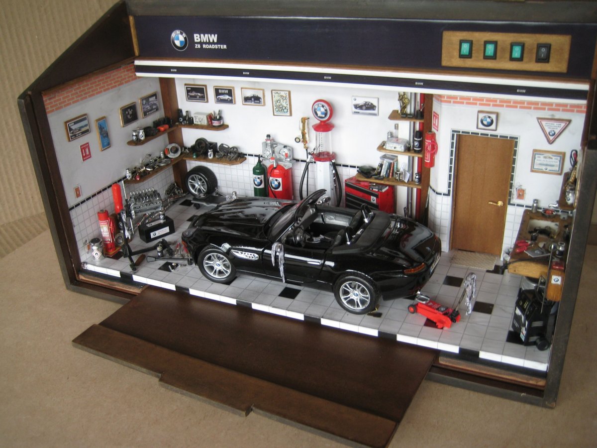 Миниатюрный гараж