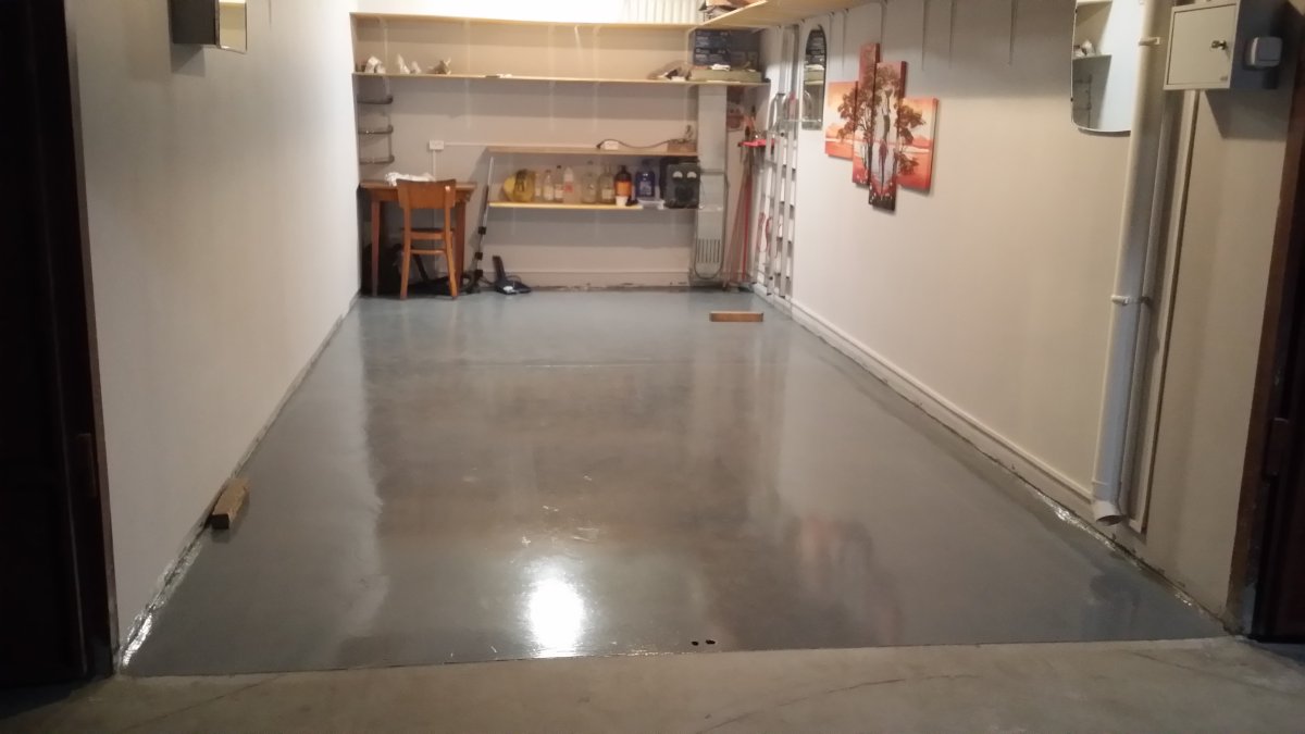 Промышленный пол в гараже
