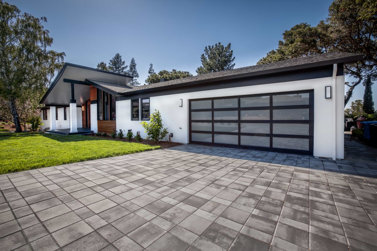 Гараж в современном стиле