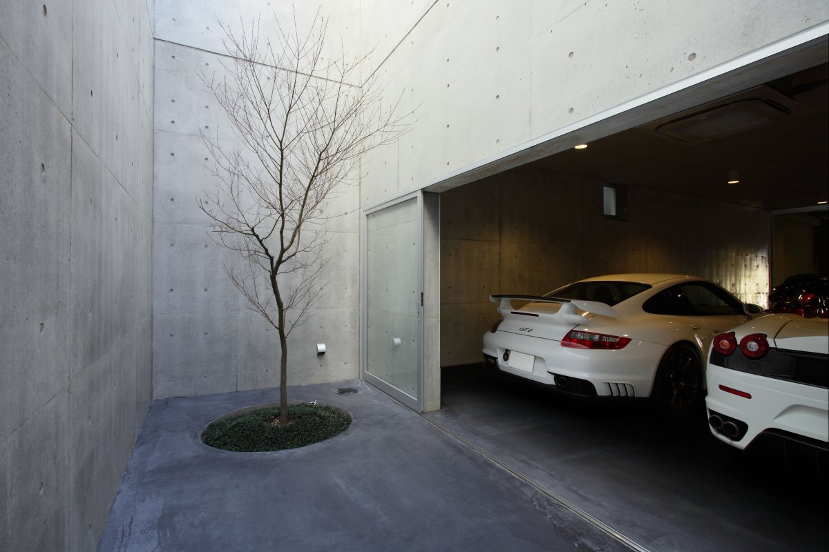 Покрытие гаража в стиле шоссе