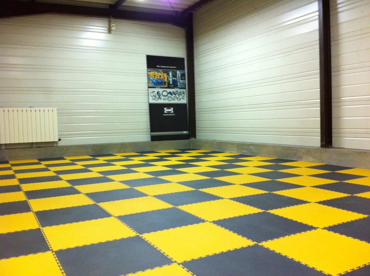 ПВХ покрытие для гаража