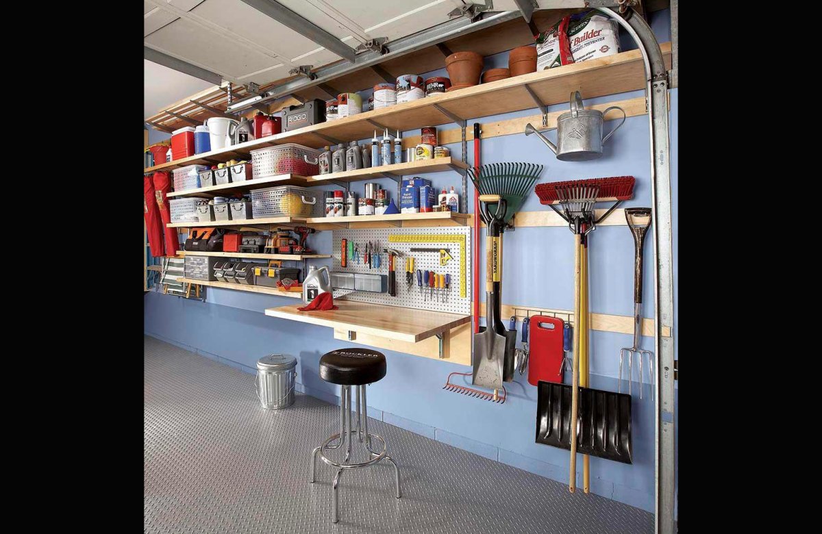 Аккуратный гараж внутри