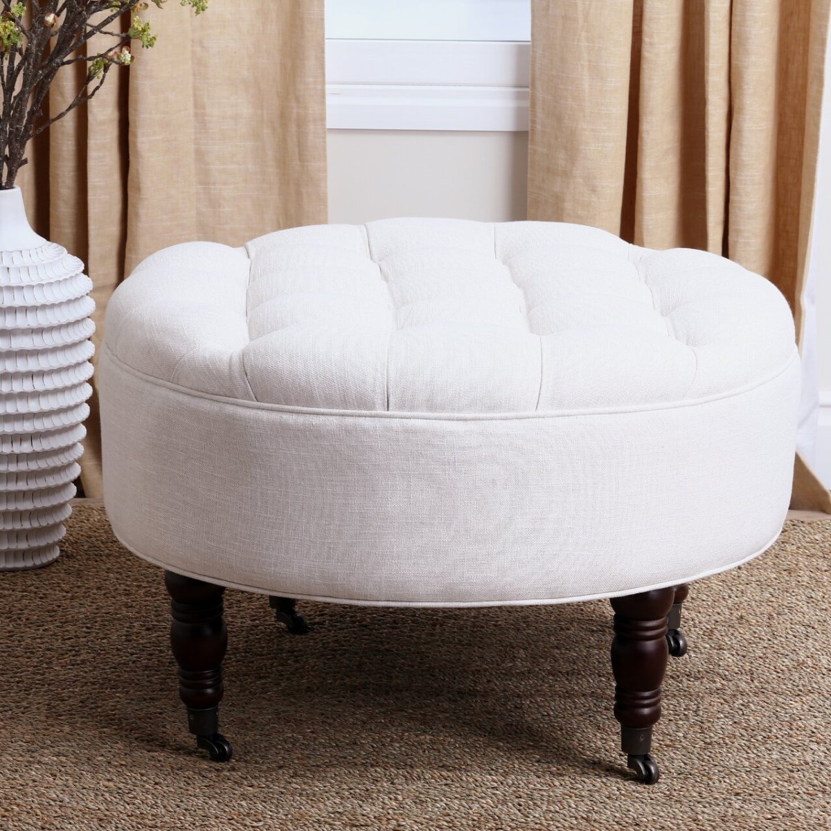 Современный пуфик в прихожую