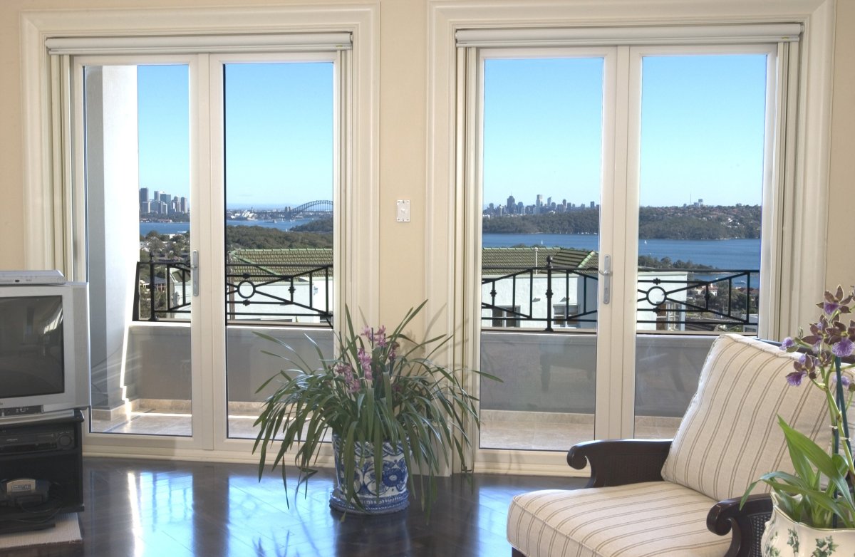 Французские окна Рехау