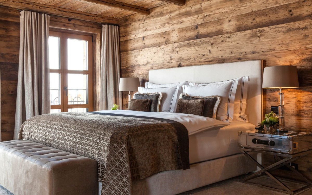 Дизайн спальни в деревянном доме