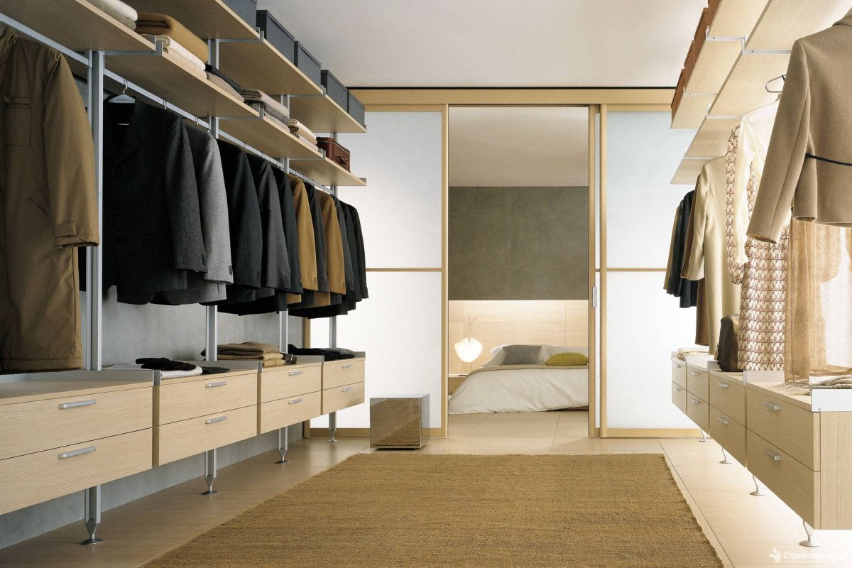 Спальня с проходной гардеробной