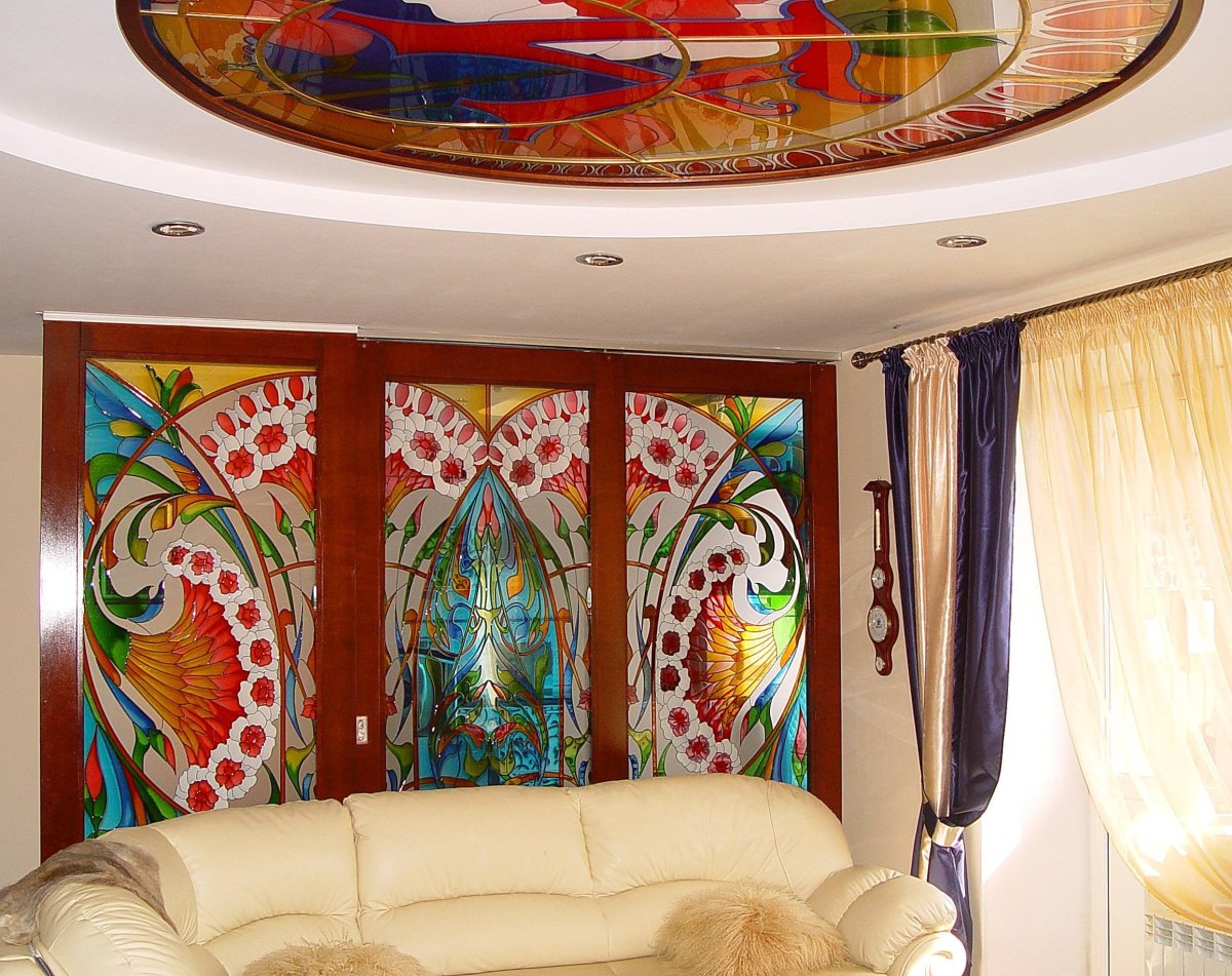 Витраж в гостиной