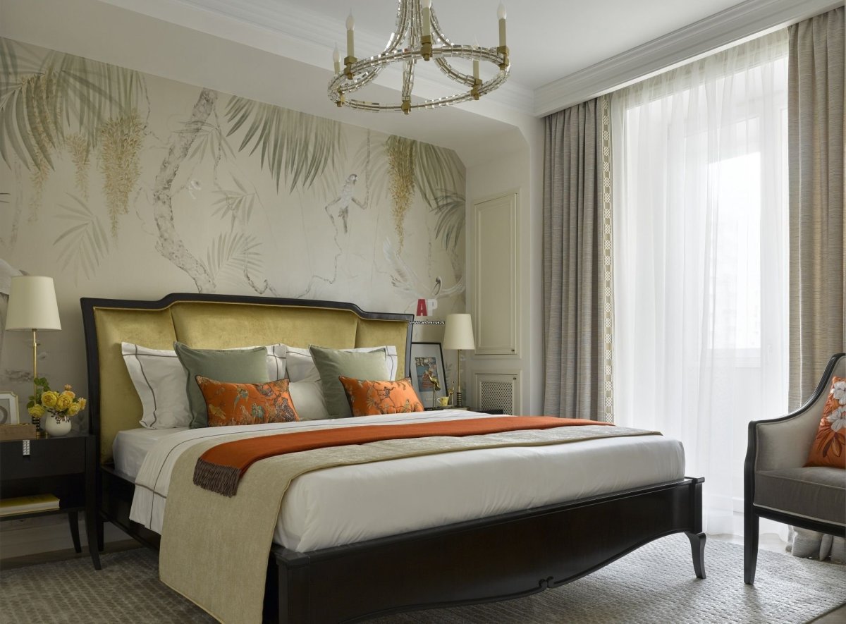 Фрески в интерьере спальни в изголовье