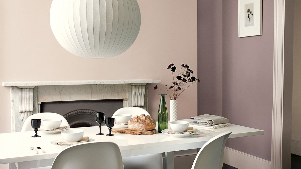 Dulux 47/057