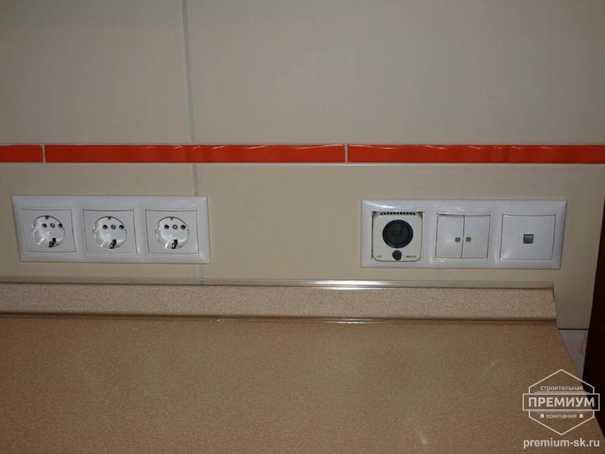 Розетки на кухонном фартуке
