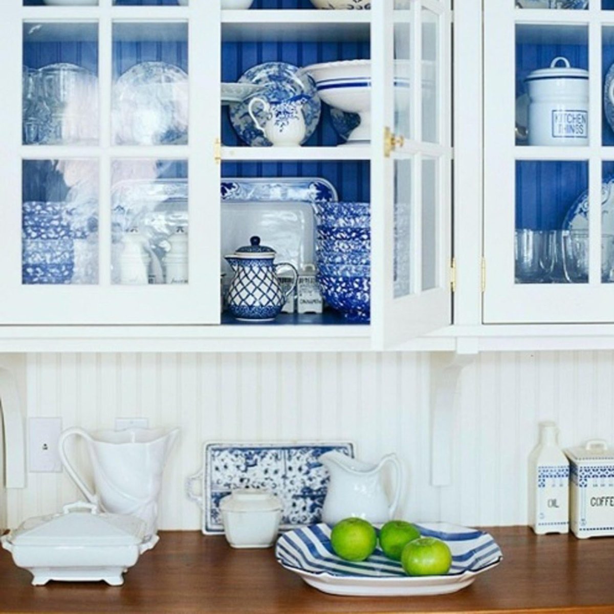 Посуда Гжель в интерьере