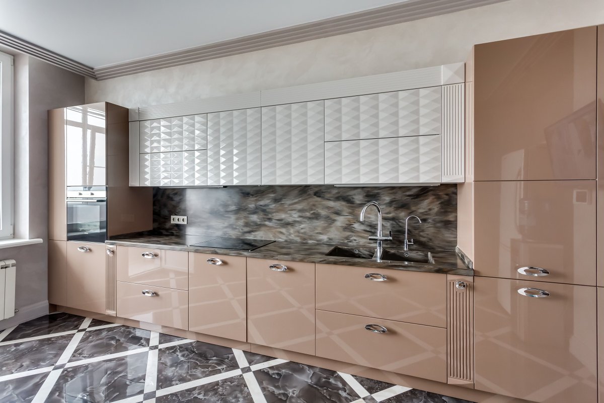 Глянцевые фасады для кухни