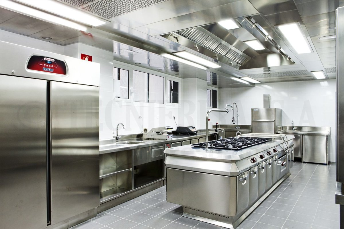 Профессиональная кухня ресторана