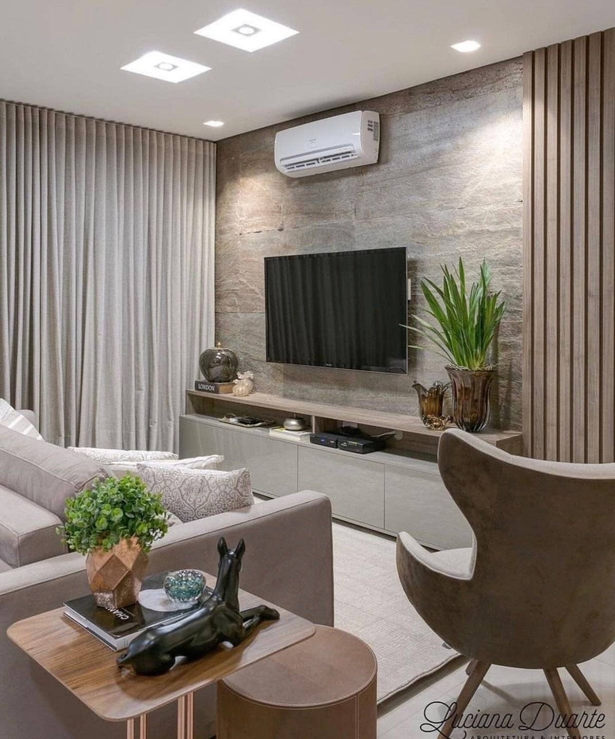 Современный интерьер гостиной