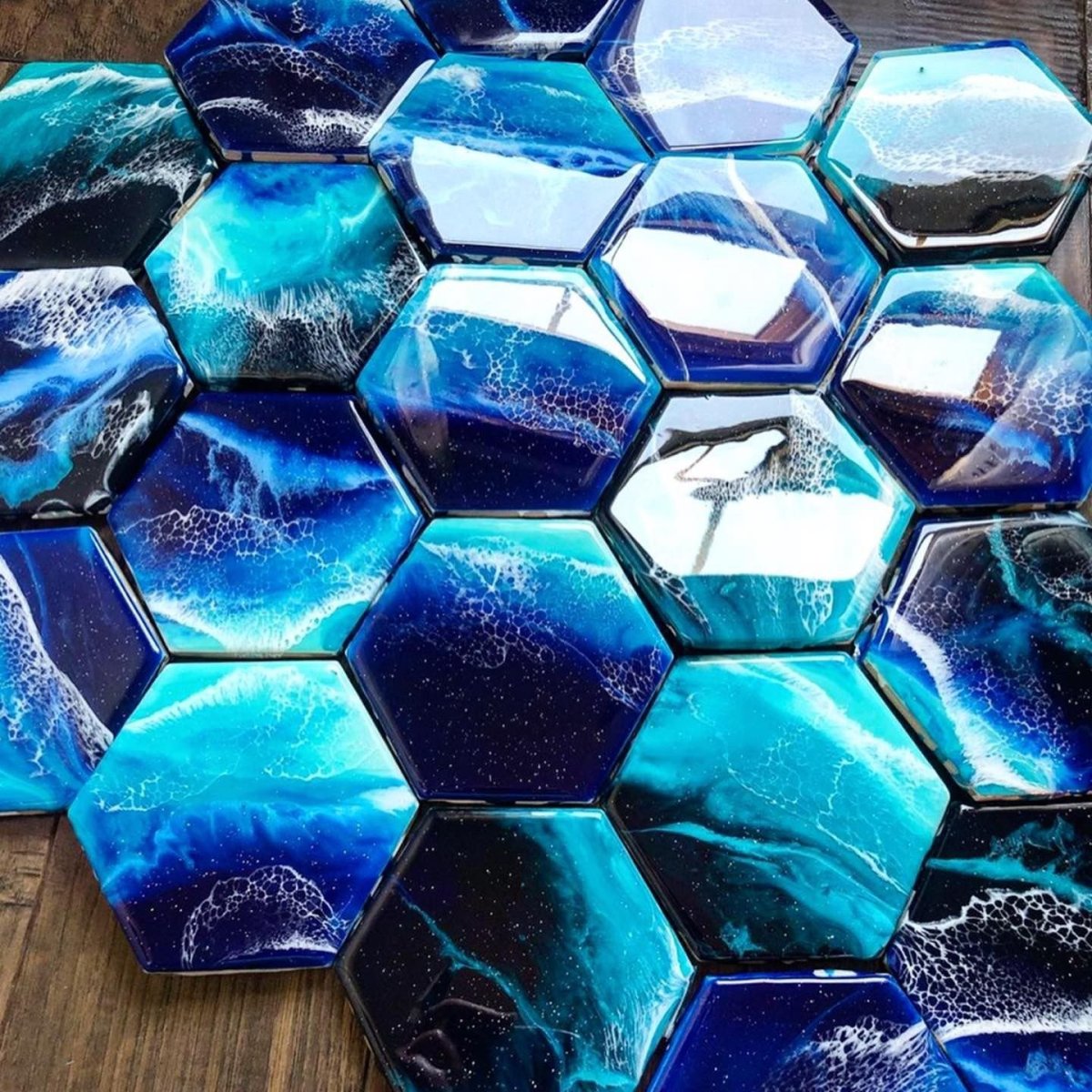 Мозайка из эпоксидной смолы