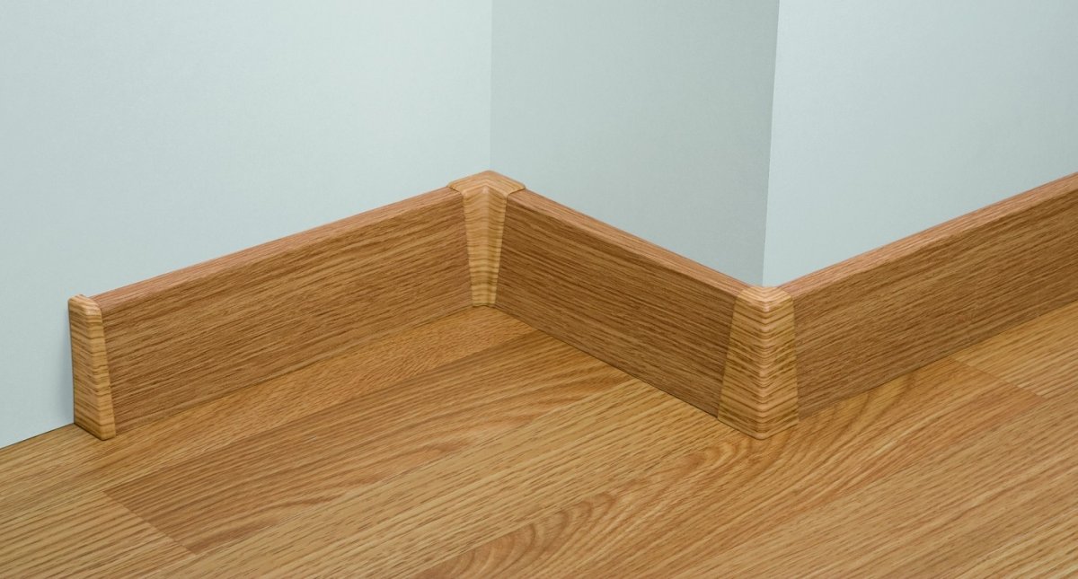 Плинтус пластиковый