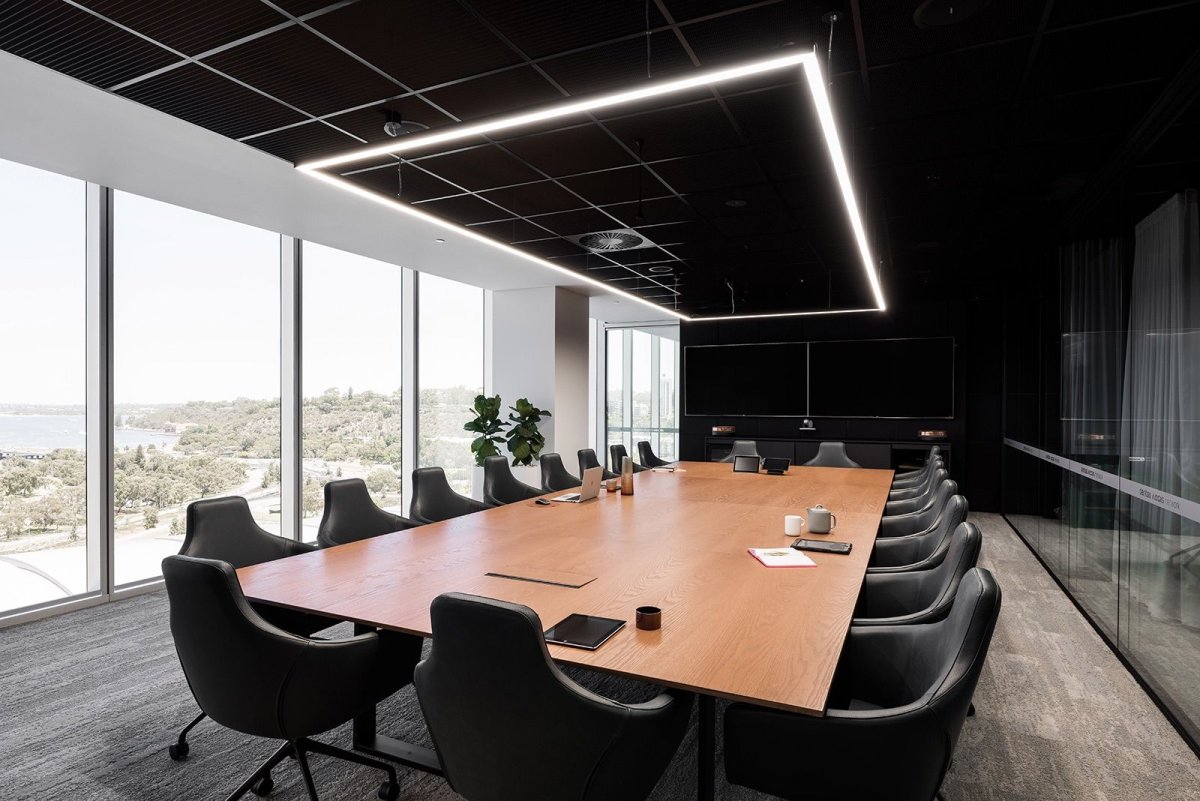 Дизайн переговорной комнаты в офисе