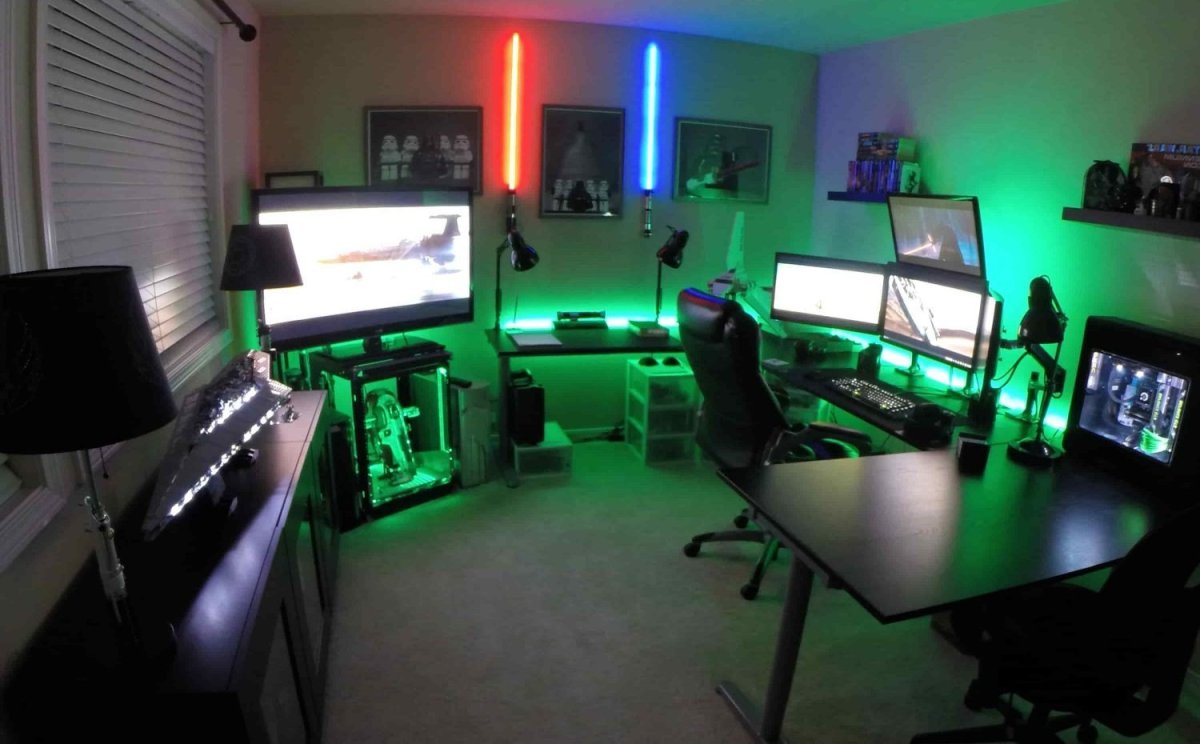 Игровая комната геймера
