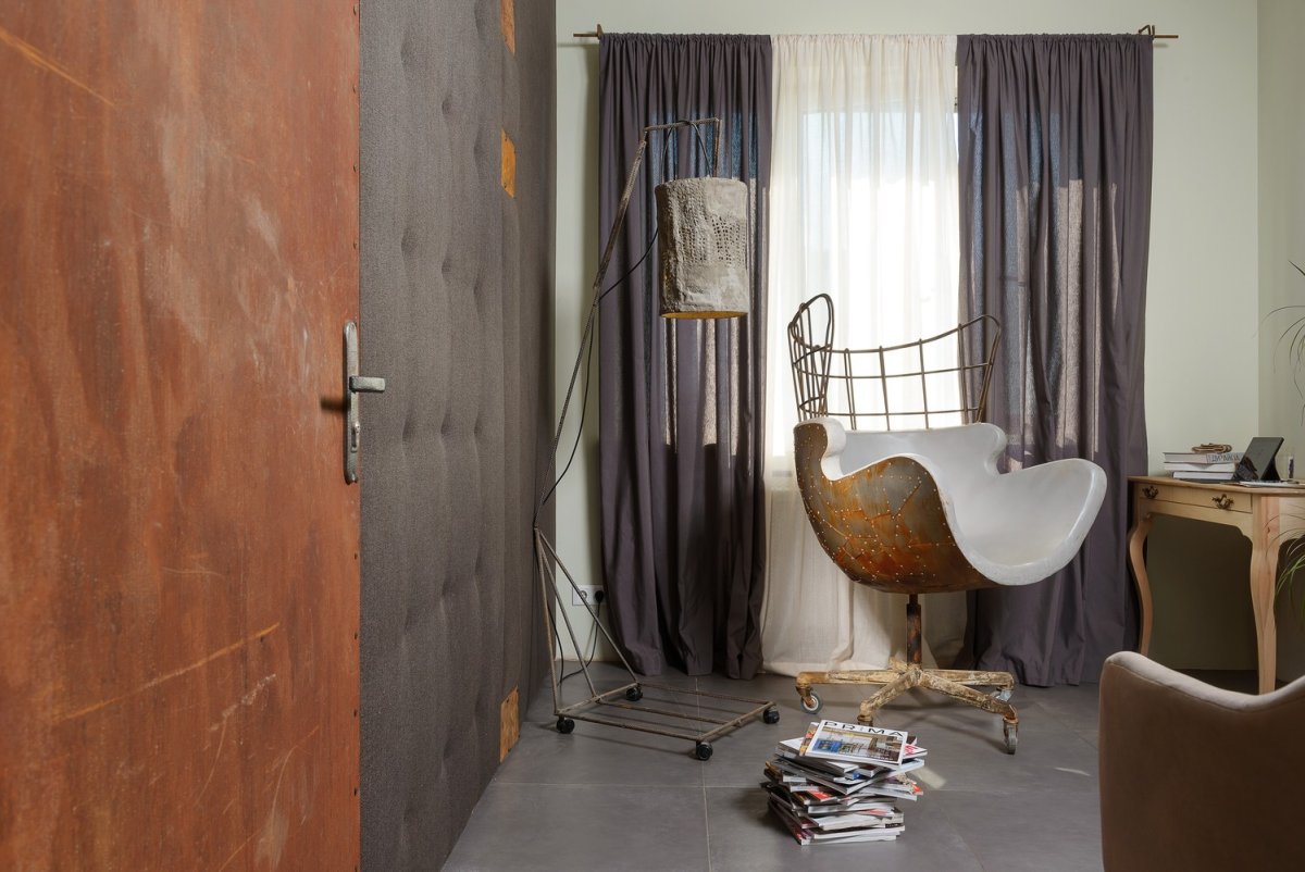 Ржавый металл в интерьере