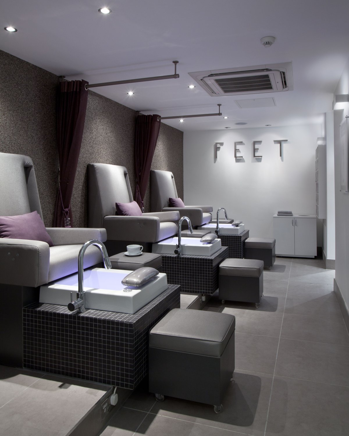 Дизайн салона маникюра