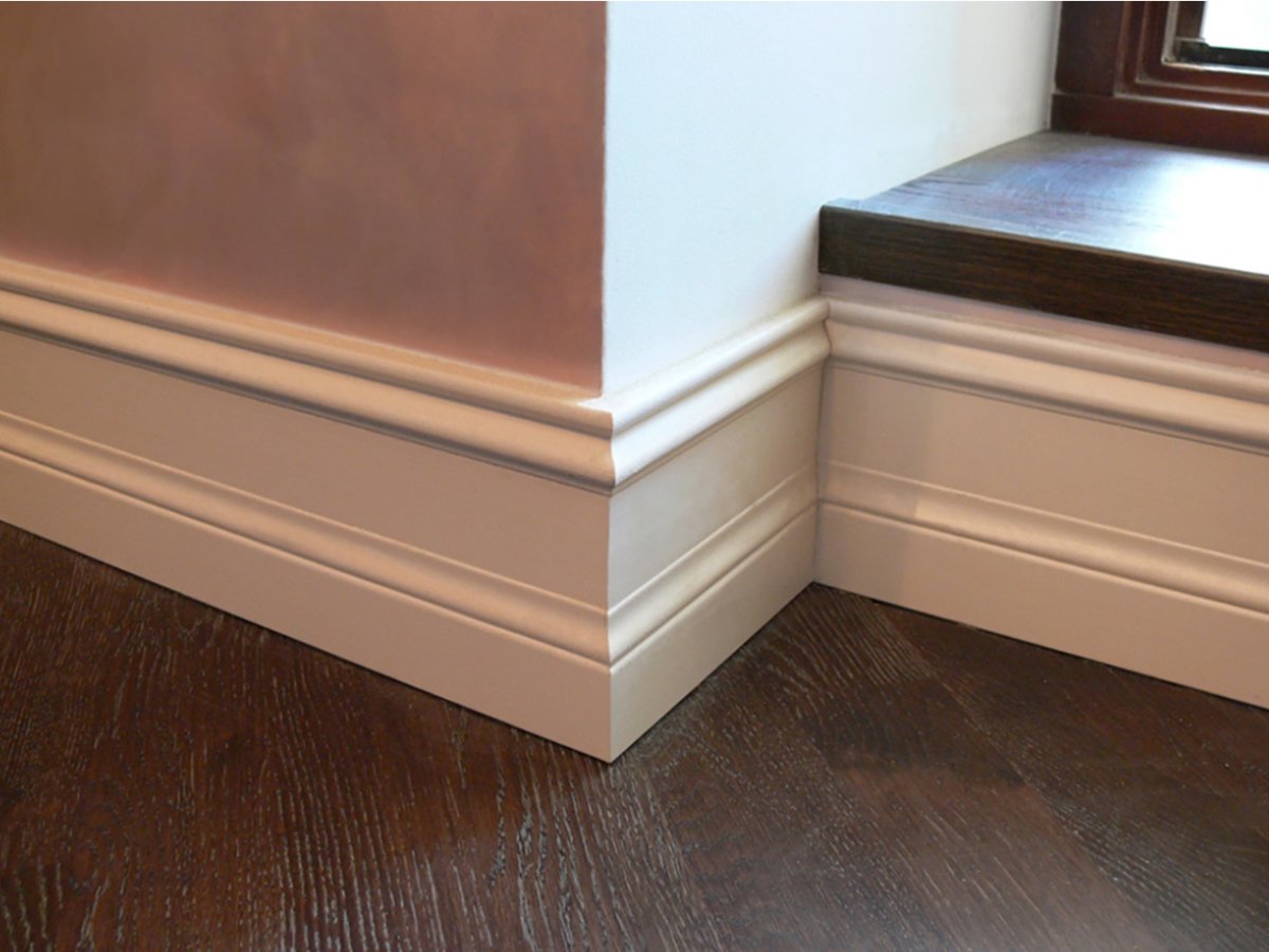 Полиуретан плинтус напольный