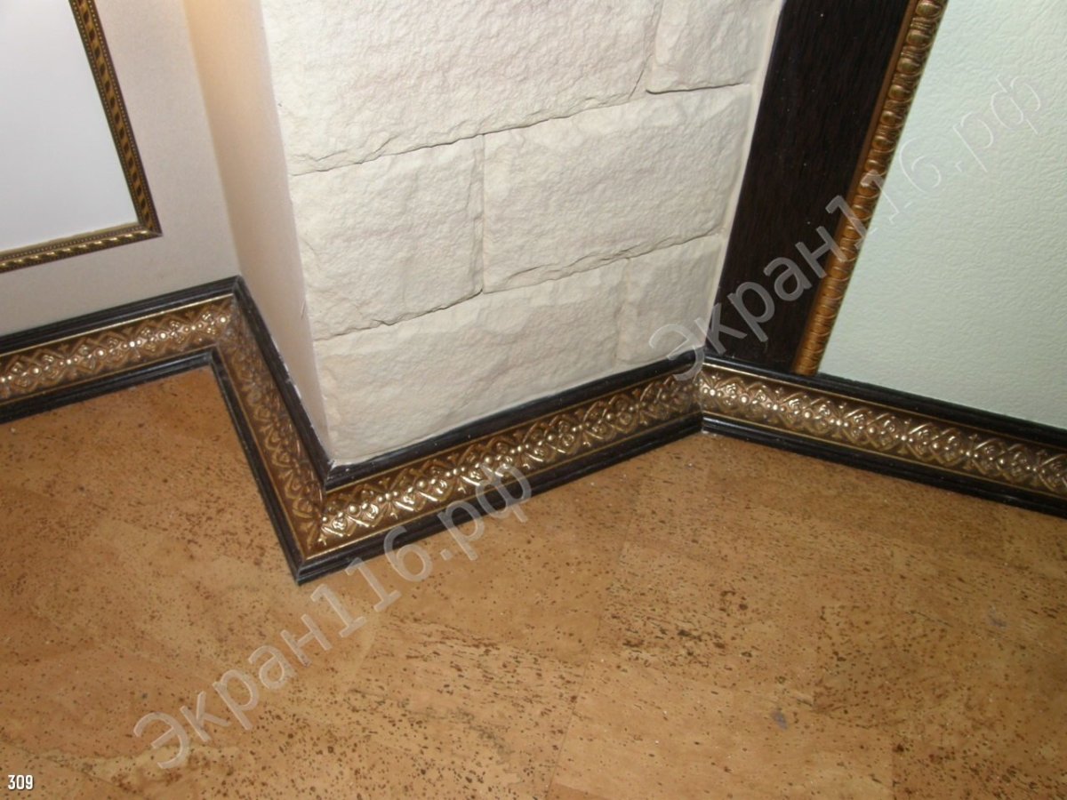 Декоративный багет для пола в интерьере