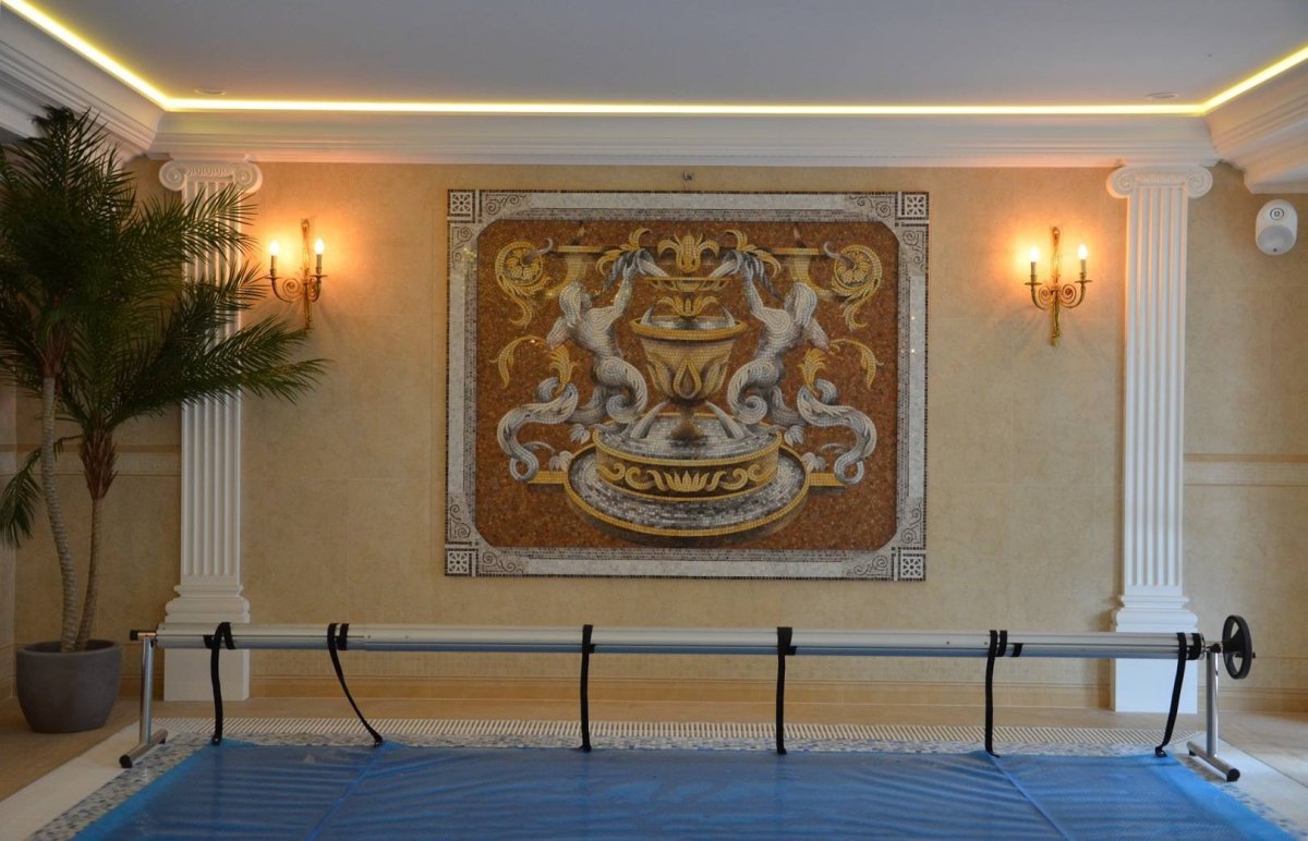 Панно из мрамора на стену MGM