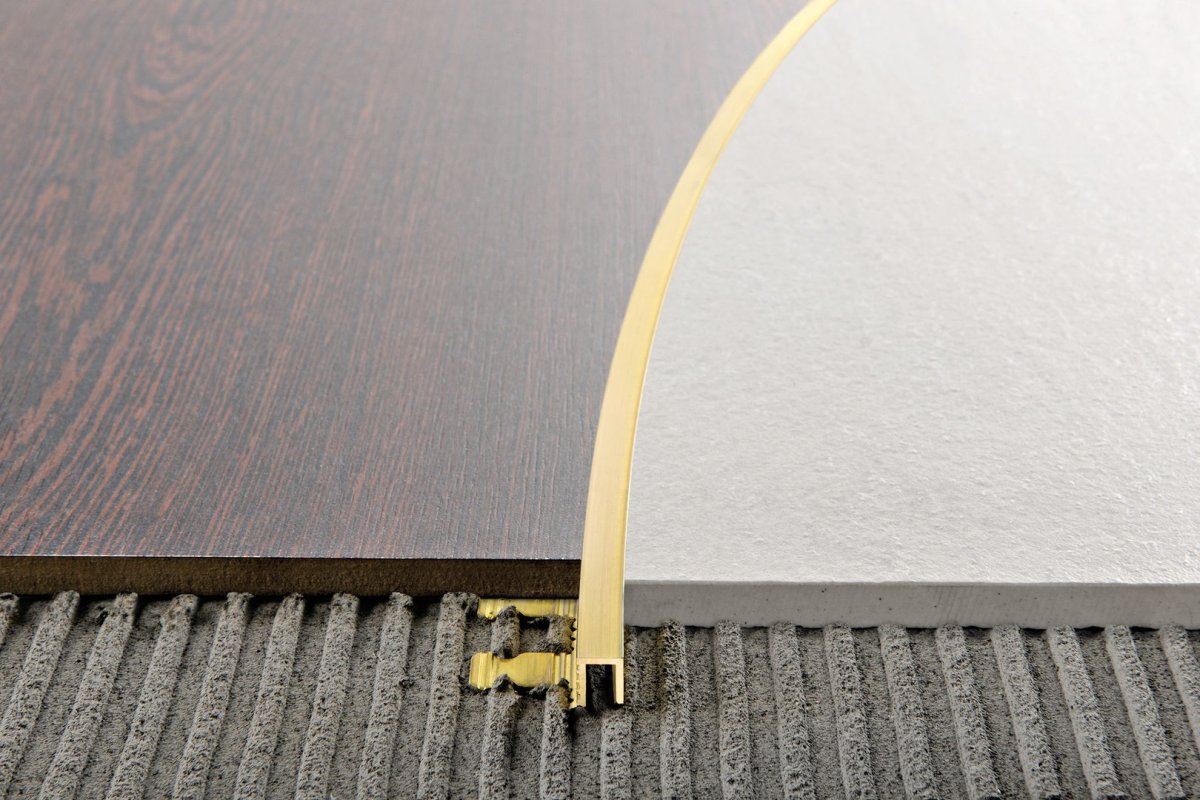 Латунный профиль для пола стыковочный